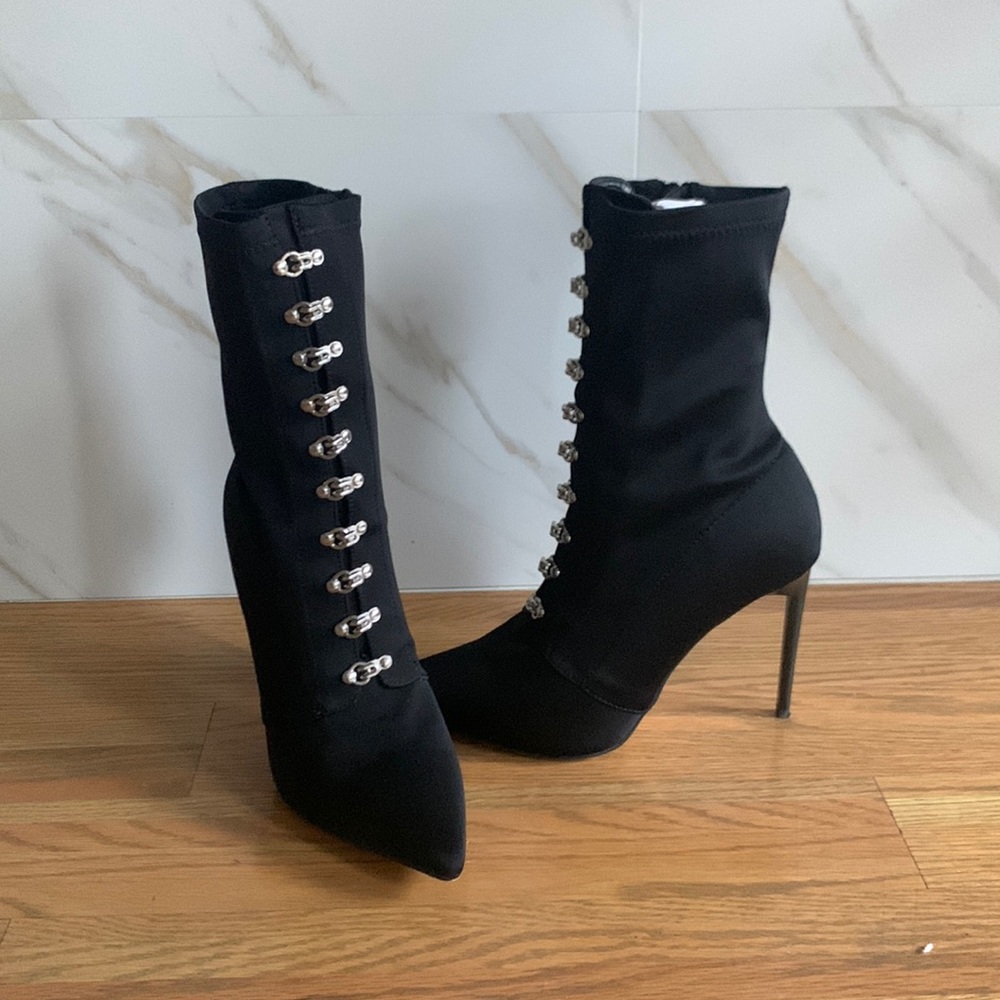 MISGUIDED BOOTS